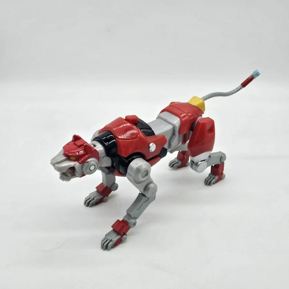 Playmates Voltron Legendary Defender Red Lion Action Figure Robot 2017 WL6319